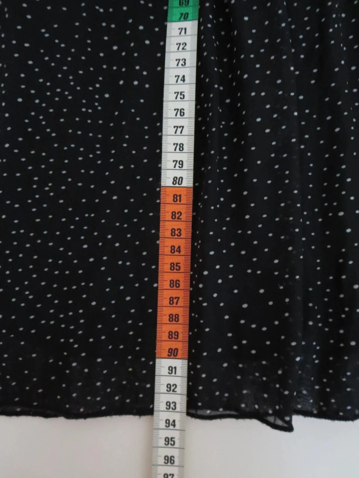 Robe noire à pois blancs  Taille 38 – Très bon état – photo 4